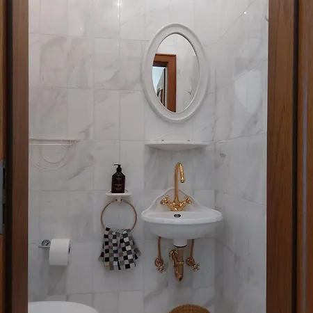 Haus Gotzbert I Eg I Naehe Klinikum I 68qm I 2 I Kueche I Bad I Gaeste-wc I Terrasse Apartment Bad Hersfeld
