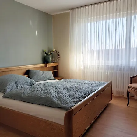 Haus Gotzbert I Eg I Naehe Klinikum I 68qm I 2 I Kueche I Bad I Gaeste-wc I Terrasse