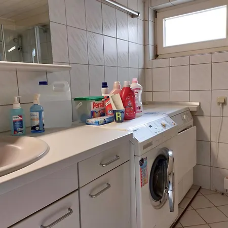 Haus Gotzbert I Eg I Naehe Klinikum I 68qm I 2 I Kueche I Bad I Gaeste-wc I Terrasse Apartment Bad Hersfeld